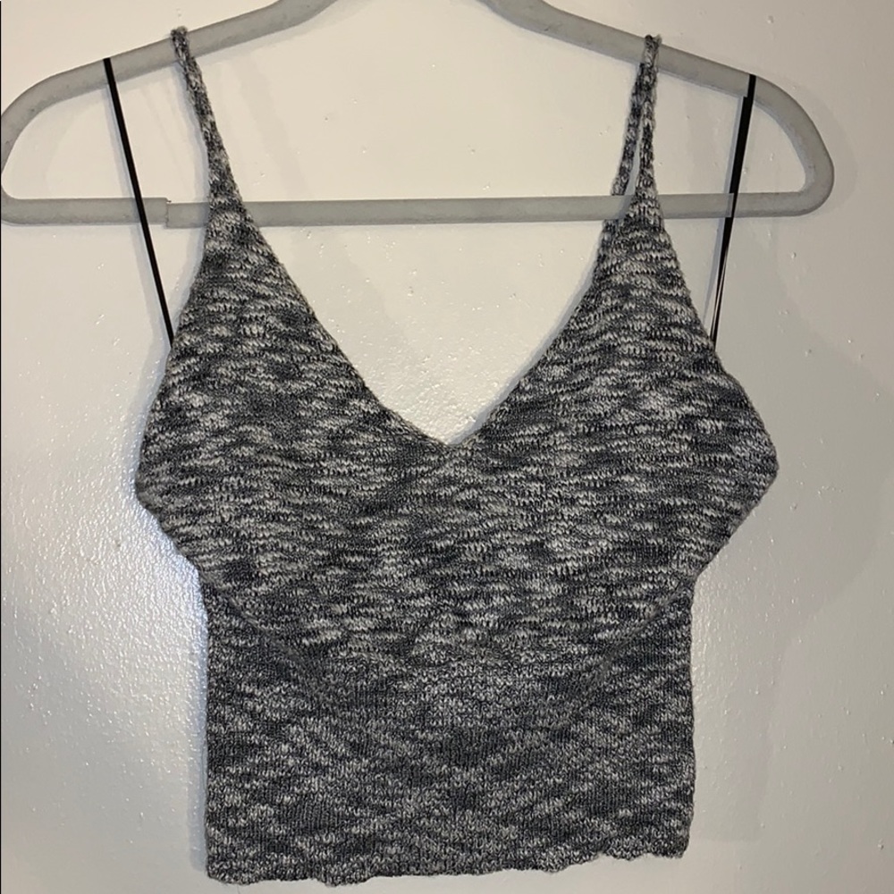 crop top - Picture 2 of 5